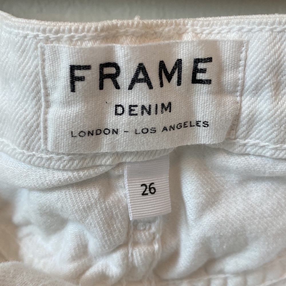 FRAME Denim Le Grand Garçon Cutoff Distressed Denim Short White Women’s Size 26 - Picture 4 of 9